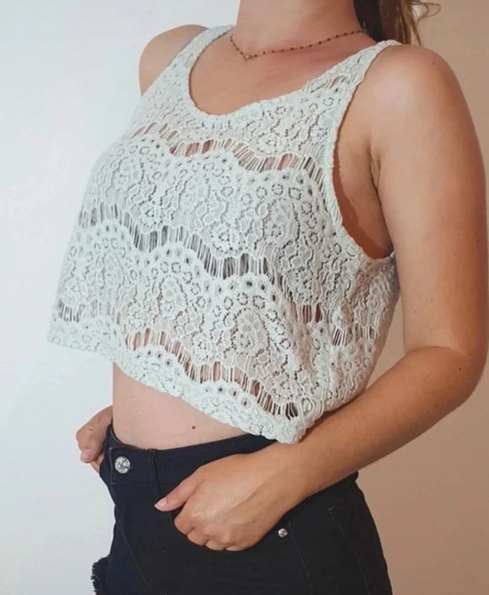 Crop top en dentelle taille 36 H&M