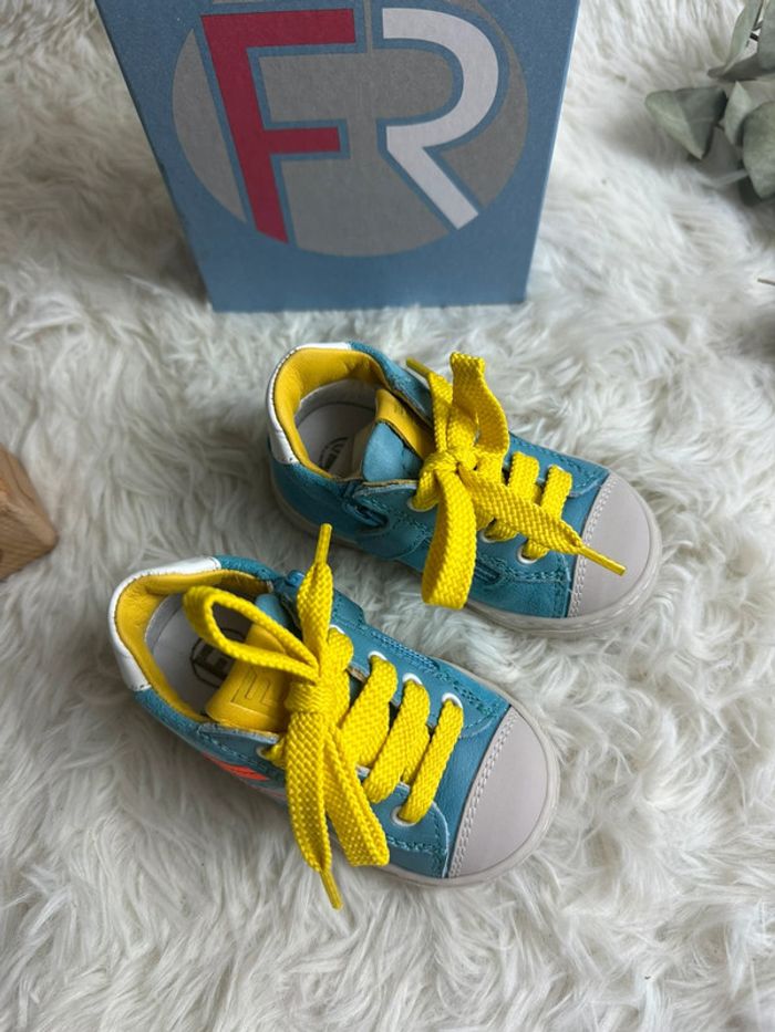 Paire de basket bleue Franco Romagnoli taille 19 - photo numéro 3