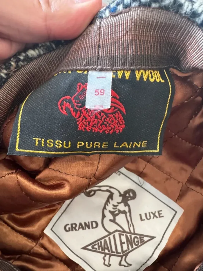 Casquette Grand luxe challenge tissu pure laine, taille 59, très bon état - photo numéro 3