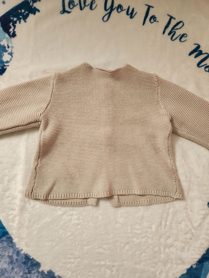 Superbe pull tricot beige 3 boutons Tex 23 mois - photo numéro 6