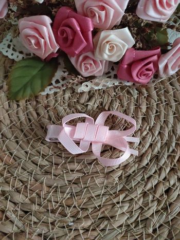 🎀Pince a cheveux rose crocodile🎀