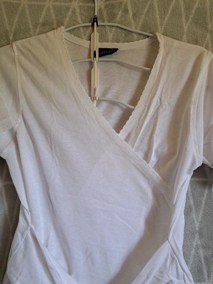 T-shirt femme Taille unique - photo numéro 2