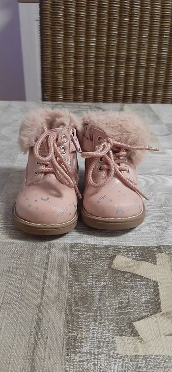 Chaussures montantes roses