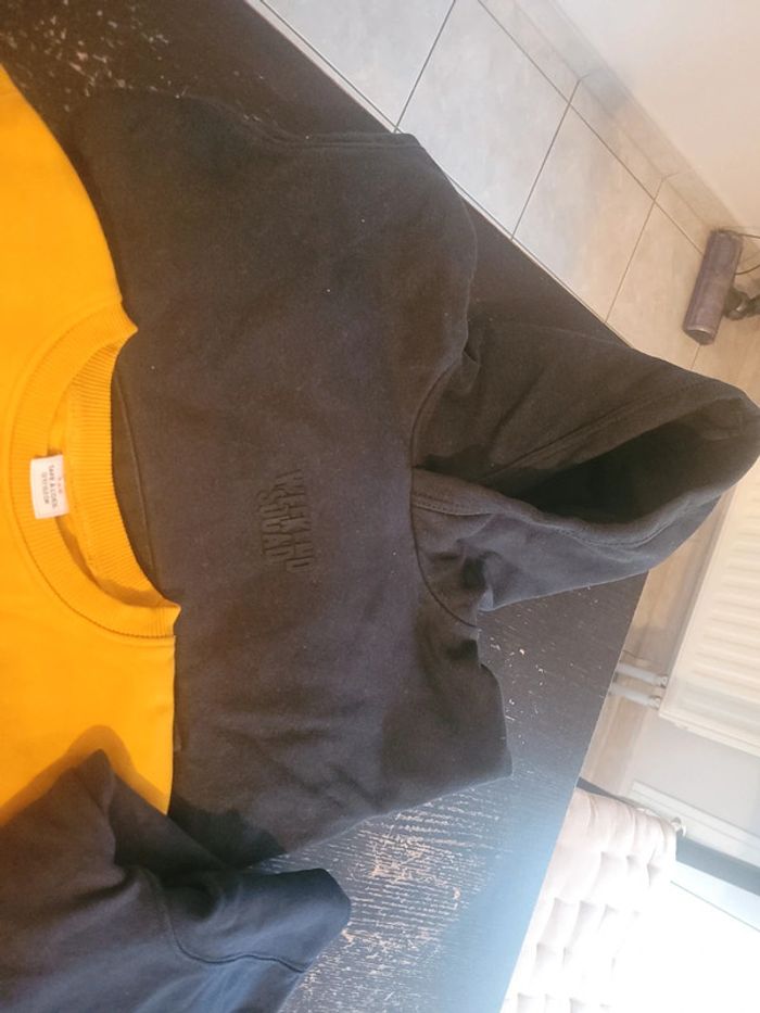 Lot de 3 sweat-shirts - photo numéro 2