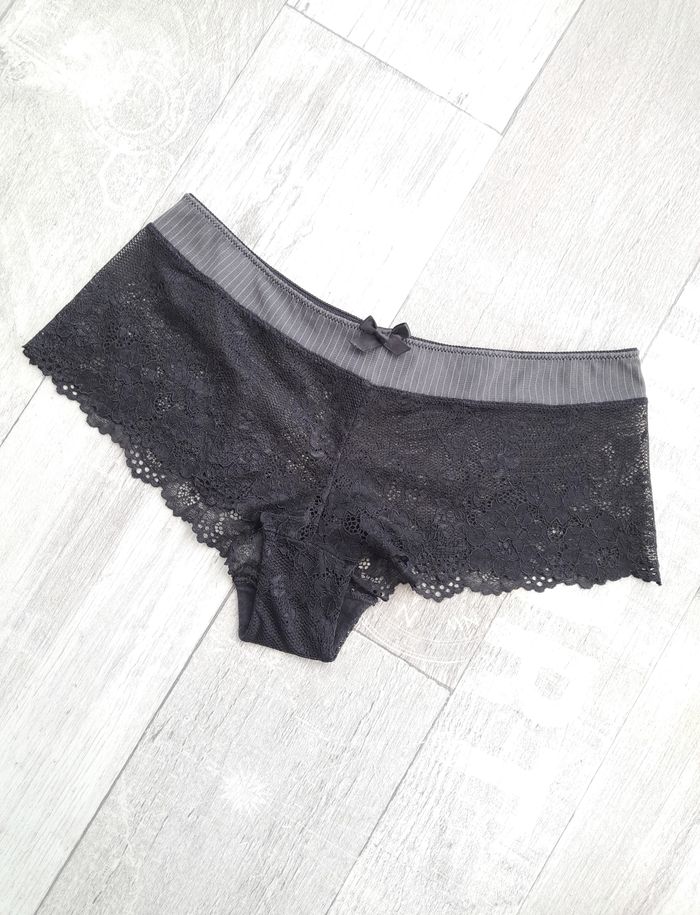 Shorty dentelle noir et gris anthracite - Athéna