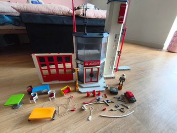 Tour caserne de pompiers 4819 Playmobil