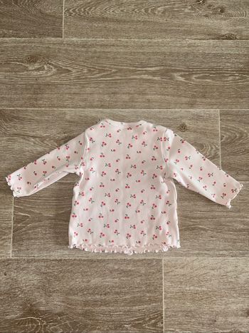 T-shirt à manches longues rose et cerises