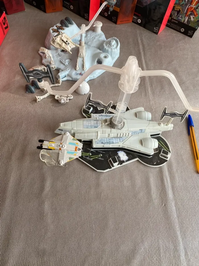 Lot 3 attack sets Star Wars Hotwheels - Hoth + Rebels transport + Tie fighters battle - Mattel 2014 - photo numéro 4