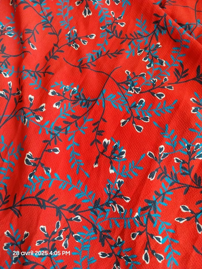 Coupon de 300 x 150 cm – Tissu Crêpe Georgette Rameaux – rouge – Tissu net - photo numéro 2