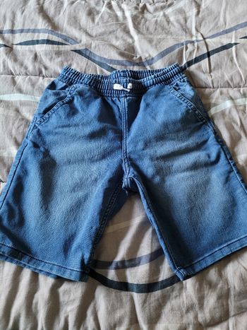 short en jeans souple 10/11ans  (4e)