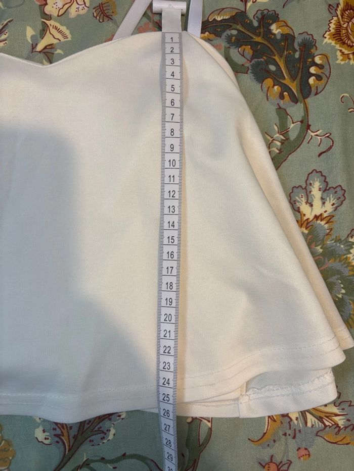 Superbe crop top blanc à volants - photo numéro 5