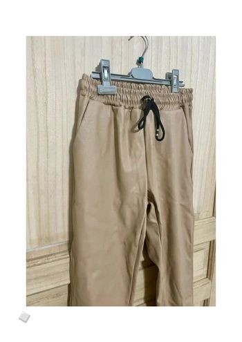 Jogging effet simili cuir avec cordon à la taille