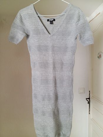 Robe grise