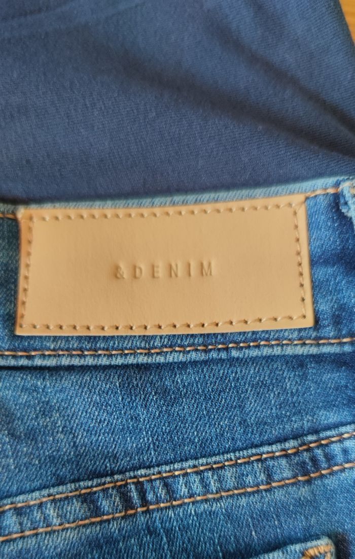 2 beaux shorts en jeans 👖 pour la grossesse 👖 - photo numéro 3