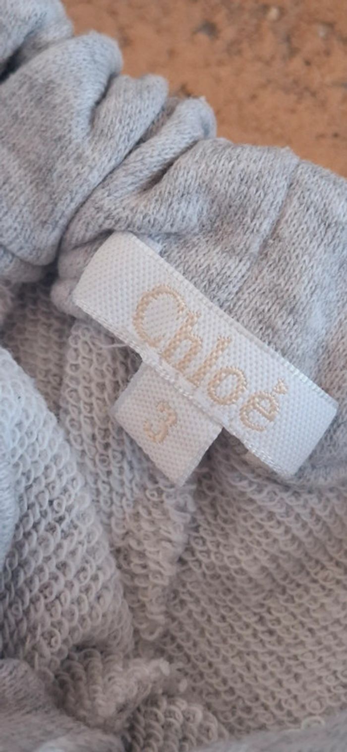 Short gris avec dentelle – Chloé marque de créateur  – Taille 3 ans - photo numéro 5