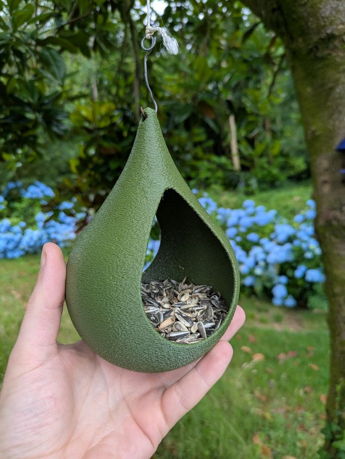 Mangeoire à oiseaux de la nature en forme de goutte d'eau effet strié - photo numéro 8