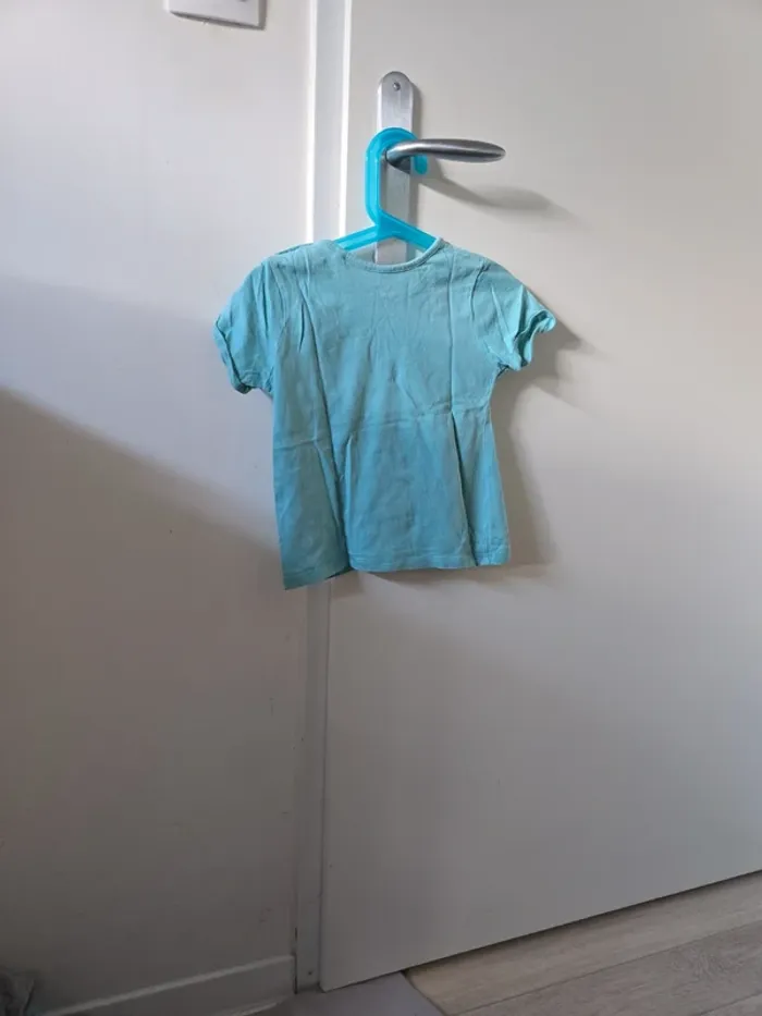 T-shirt fille taille 18mois - photo numéro 2