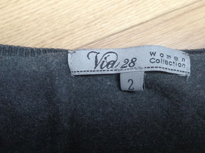 Pull col V gris Taille 2 - photo numéro 2