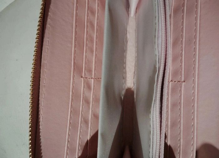 Porte feuille Art& Kraft jamais utilisé - photo numéro 6