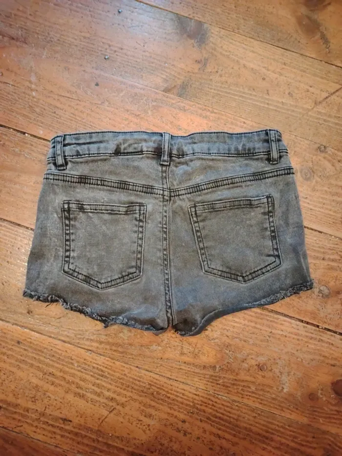 Short 9-10 ans - photo numéro 2