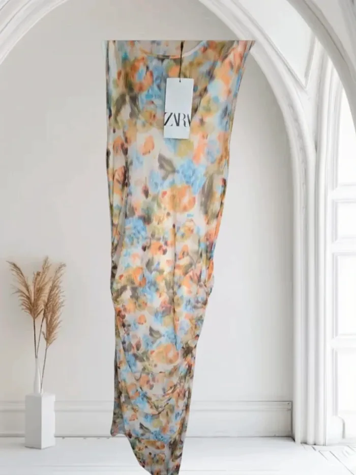 Robe zara neuve 36 - photo numéro 2