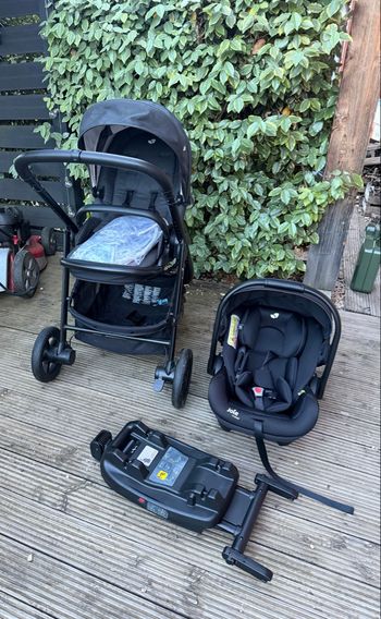 Pack poussette 2EN1 JOIE Versatrax  + base isofix