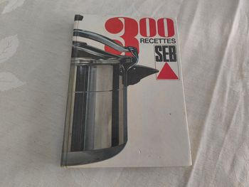 Livre 300 recettes seb vintage 