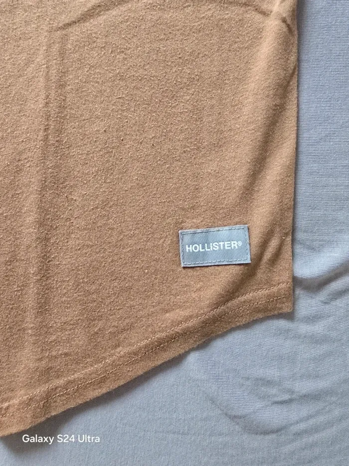 T-shirt camel Hollister - Coupe moderne, taille M - photo numéro 3