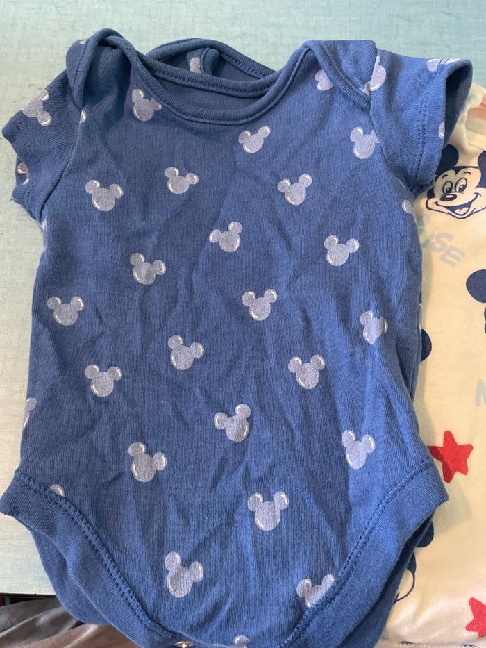 Bodies bébé - photo numéro 3