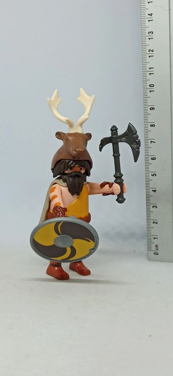 Homme de cromagnon movie avec tête de cerf playmobil