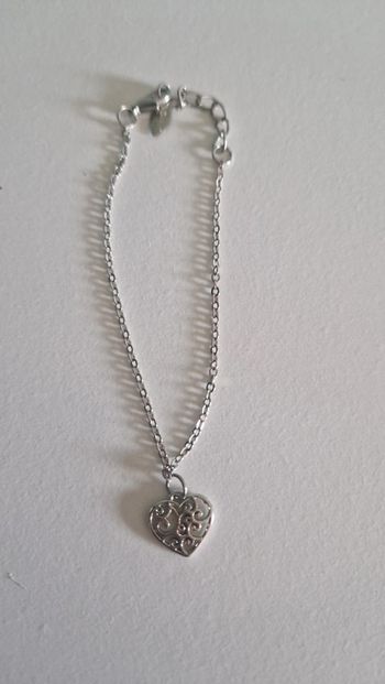 Bracelet cœur neuf