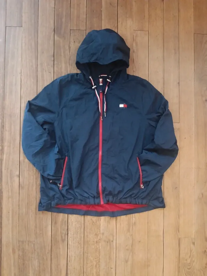Veste coupe vent tommy Hilfiger bleu Taille XL