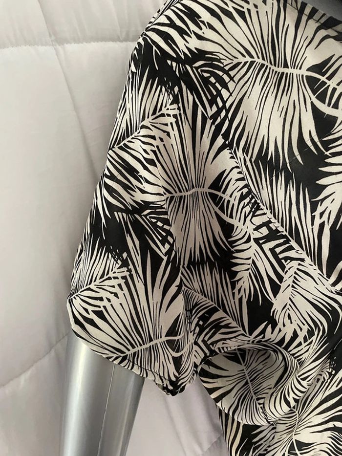t-shirt H&m noir taille 48 - photo numéro 3