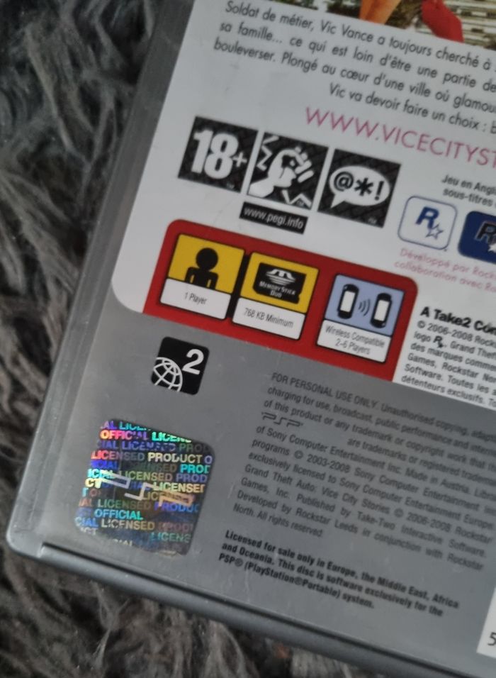 Boîte vide de jeu avec livret et poster GTA Vice City Stories PSP - photo numéro 4