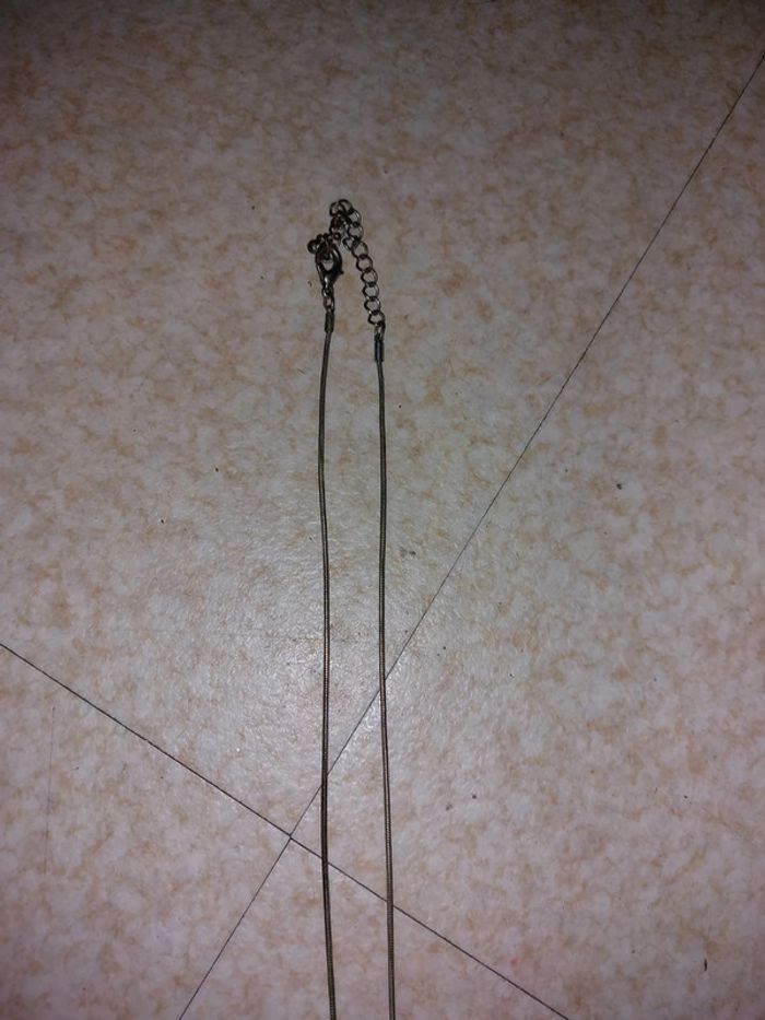 Collier neuf - photo numéro 2