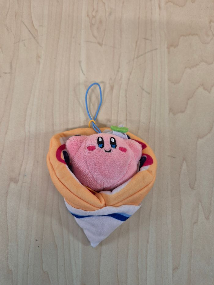 Mascotte Kirby crêpe : Myrtilles