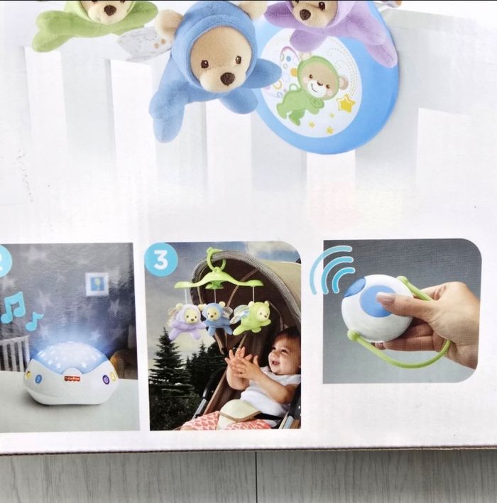 🦋 Mobile Doux Rêves Papillon Fisher-Price
Veilleuse projecteur 3 peluches 3 modes audio Dès la naissance - photo numéro 4