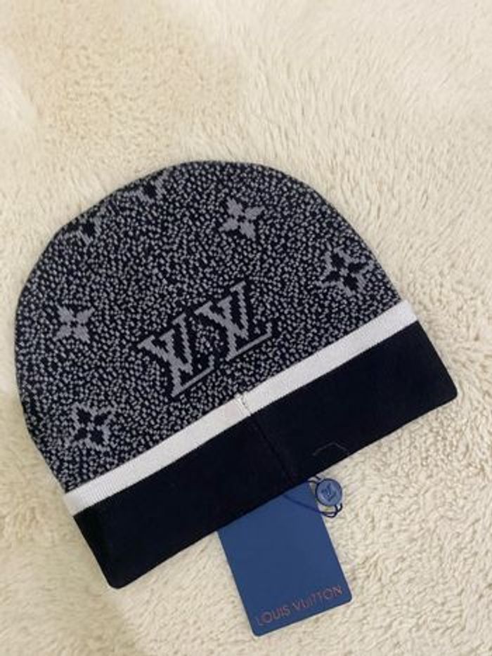 Bonnet - photo numéro 4