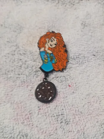 Pin's de princesse Merida dans rebelle neuf