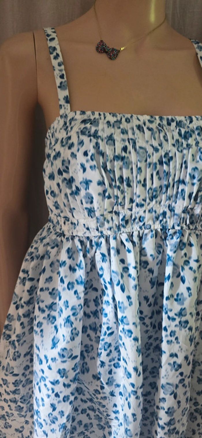 Robe d'été Claudie Pierlot Paris à fleurs bleues taille 38 - photo numéro 3