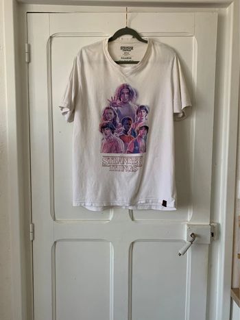 T-shirt imprimé Stranger Things blanc femme - Taille XL Pull&bear
