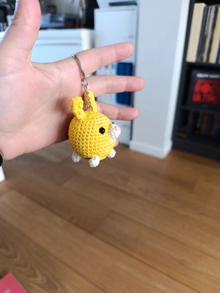 Mignon porte clé lapin fait au crochet - photo numéro 2