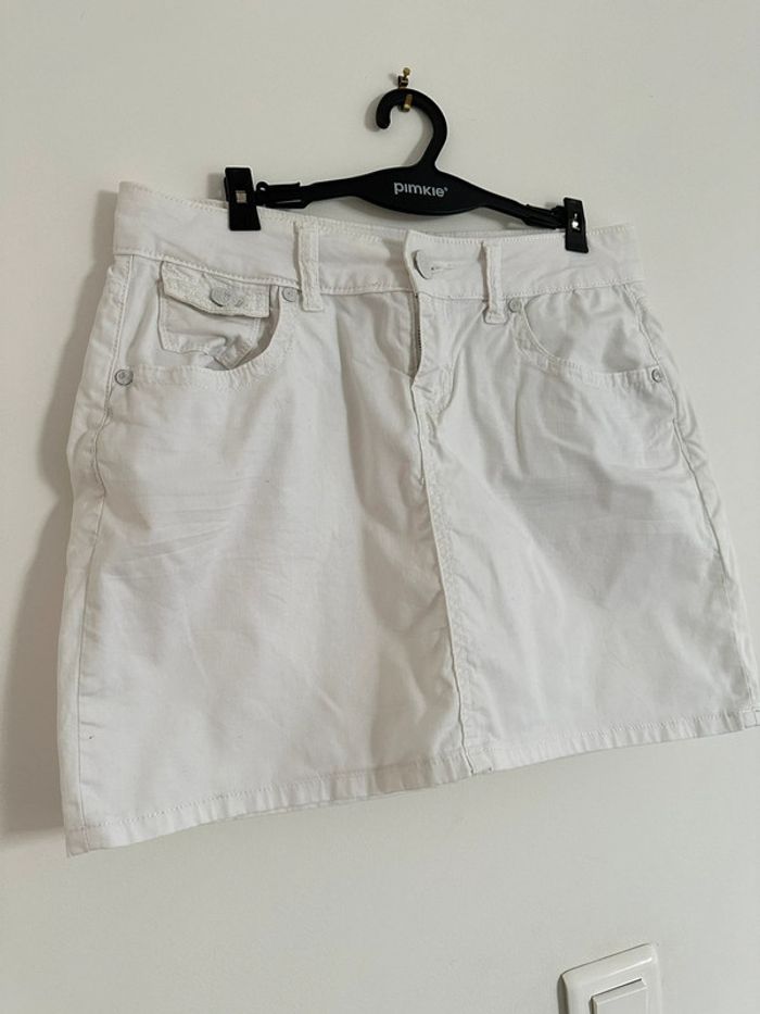 Jupe blanche - photo numéro 2