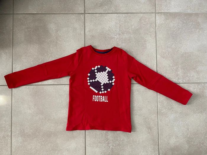 T-shirt Okaïdi taille 6 ans