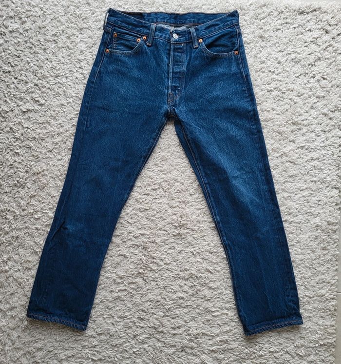 Jean Levi's 501  W31 L34 bleu foncé Taille 38 - photo numéro 3