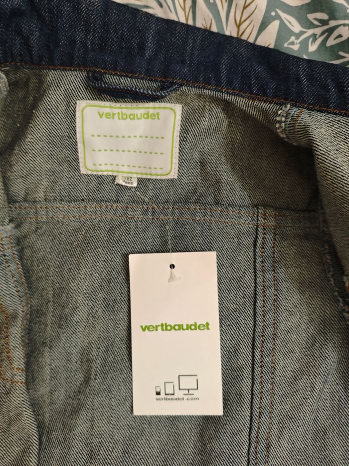 Veste en jean neuve Vertbaudet taille 4 ans - photo numéro 2