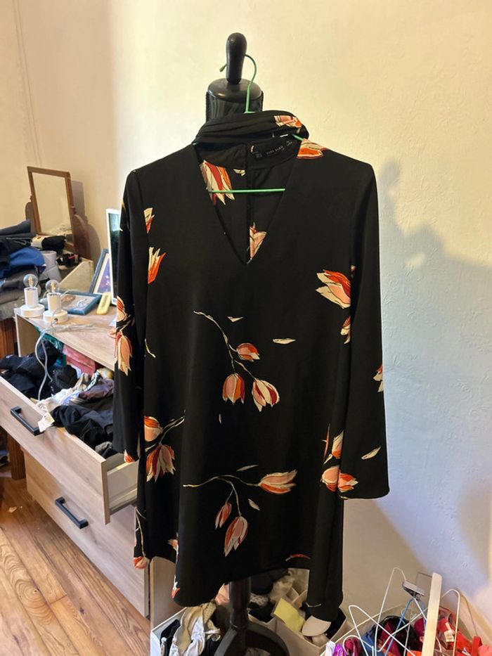 Robe été et fluide motifs fleurs