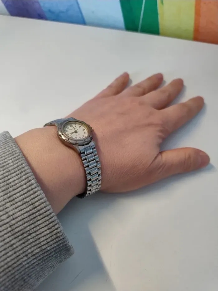 Montre femme - photo numéro 2