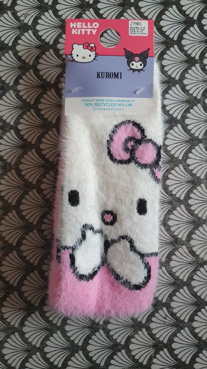 2 paires de chaussettes Cosy socks Hello Kitty et Kuromi taille 37-42