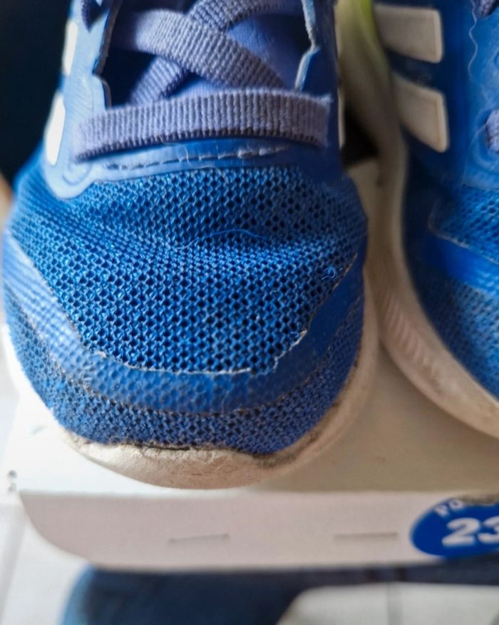 Basket ADIDAS T.23 - photo numéro 2